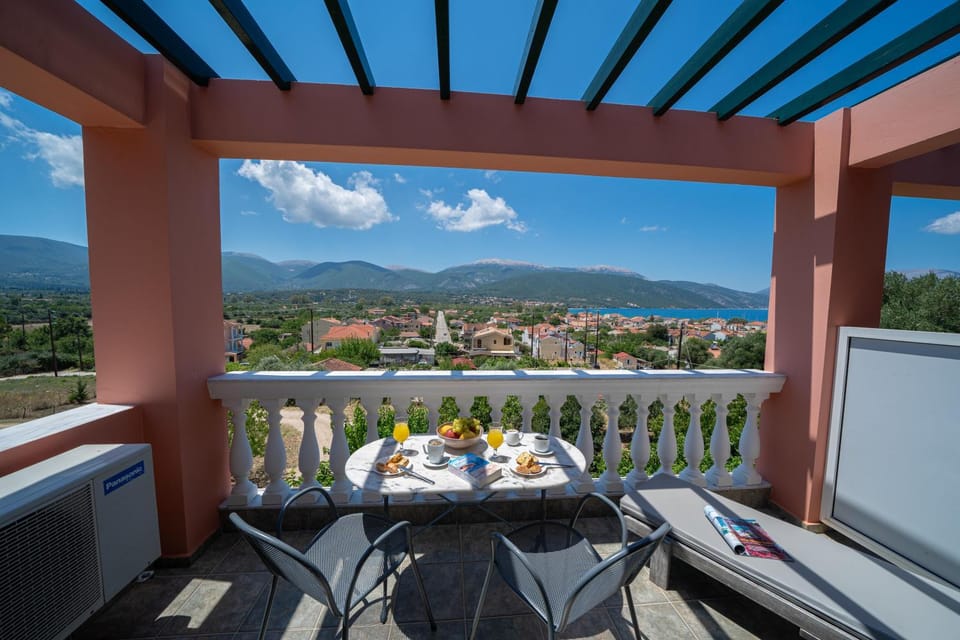 Spring, Day, Summer, Garden, Balcony/Terrace, On site, City view, Garden view, Sea view, Street view