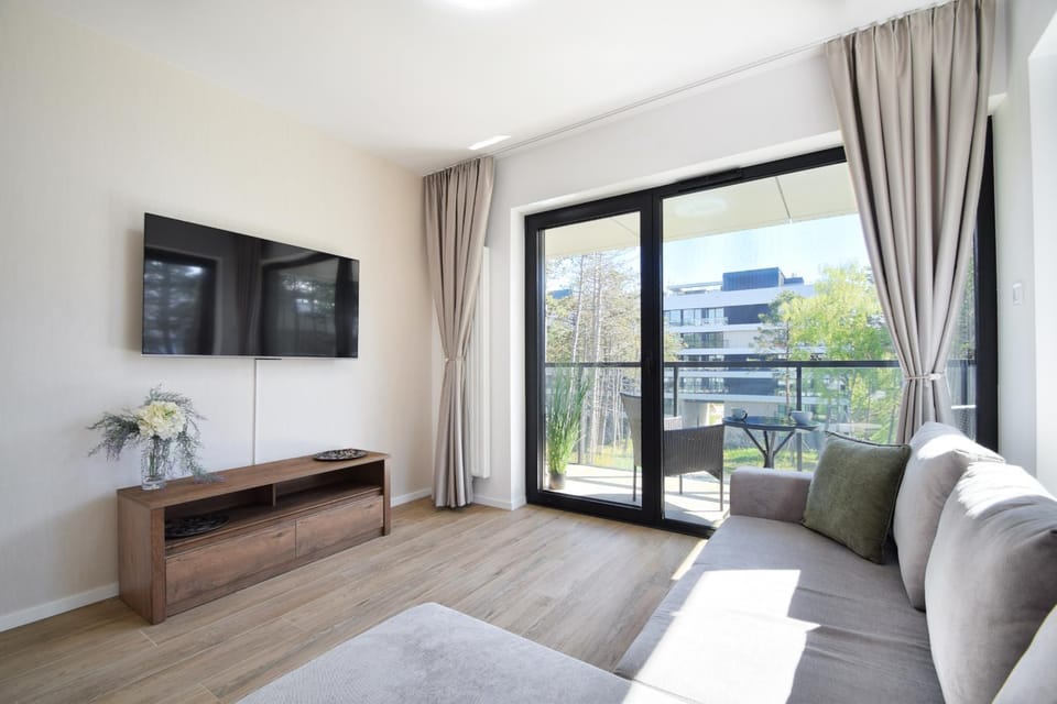 Communal lounge/ TV room, View (from property/room), Balcony/Terrace, Seating area