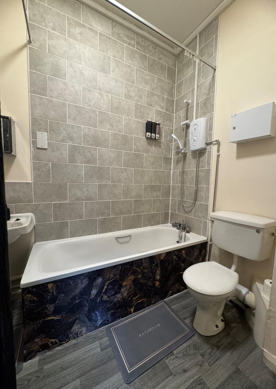 Shower, Toilet, Bathroom