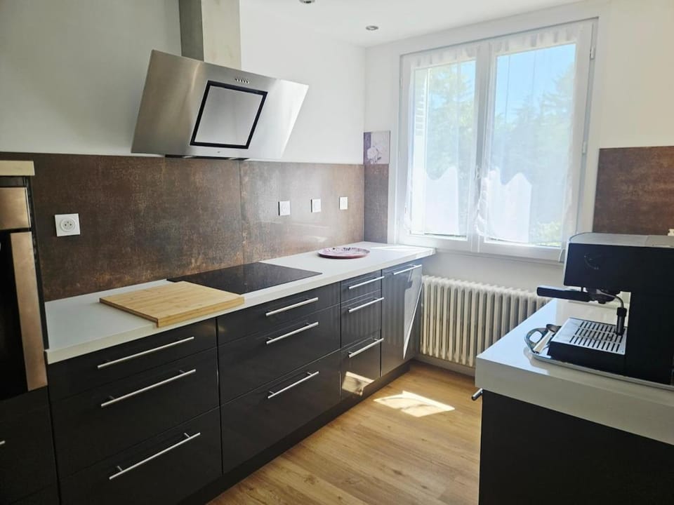 Appartement trois chambres avec jardin Apartment in Provence