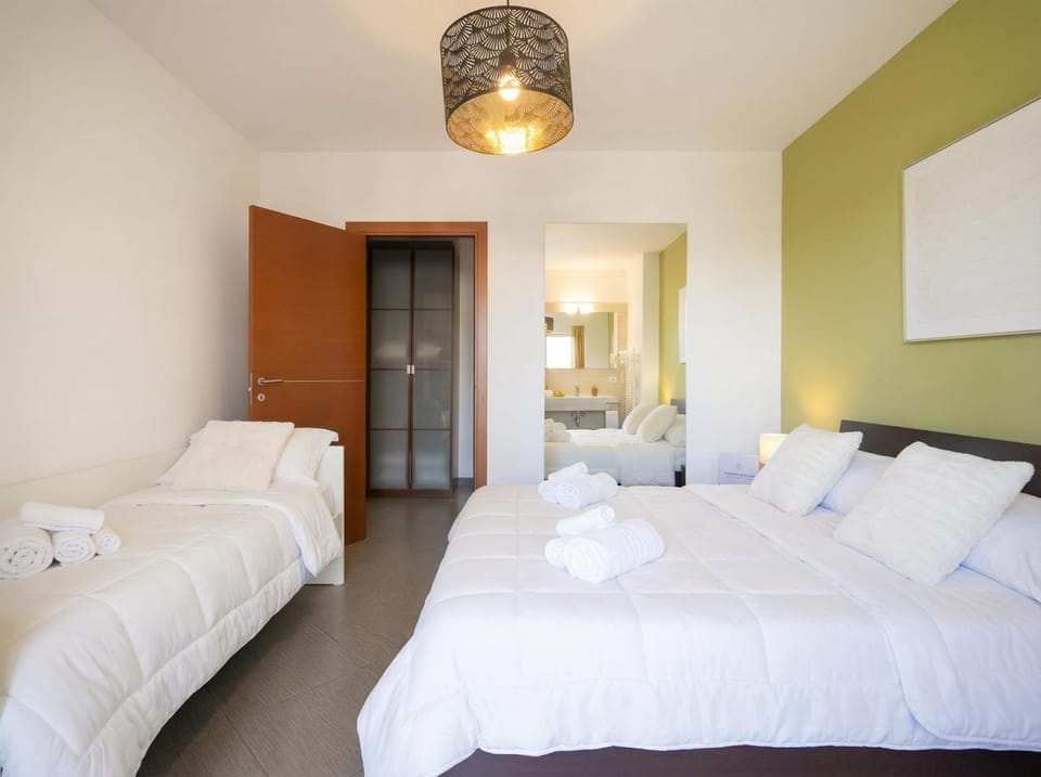 Sky Gate Gold – Suite Terrazza Aeroporto Apartment hotel in Bari