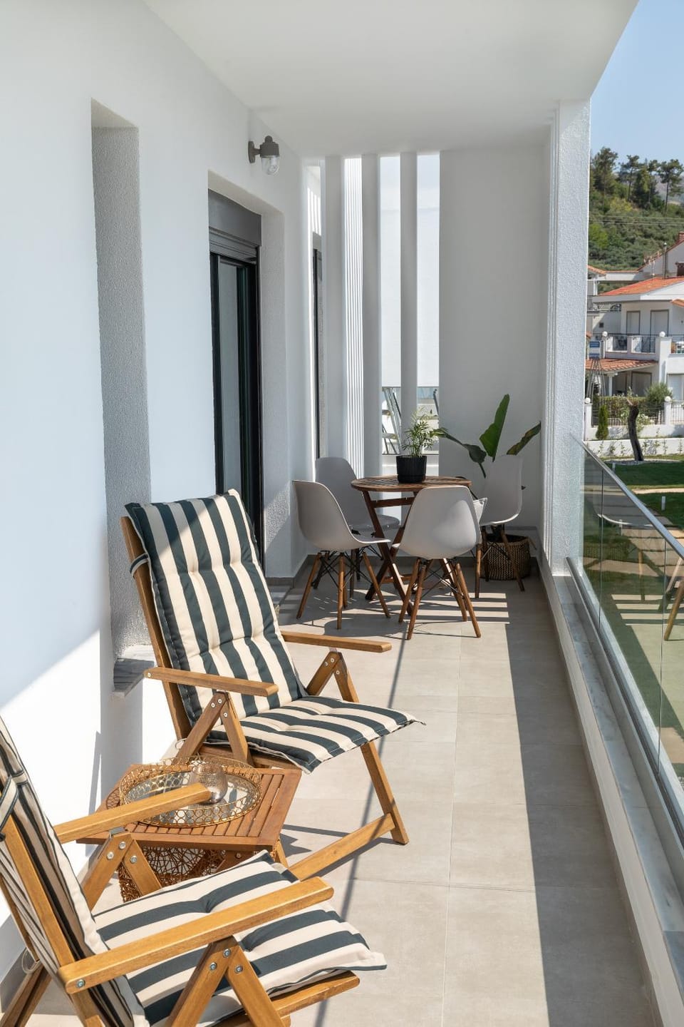 Day, View (from property/room), Balcony/Terrace, Seating area, Dining area, sunbed