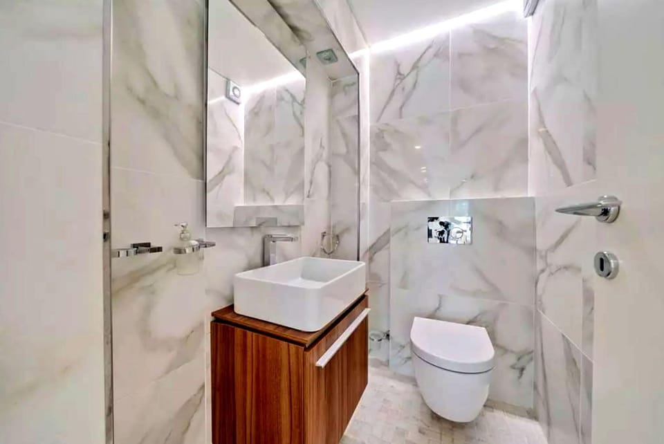 Apartment spazioso recentemente ristrutturato Apartment in Milan