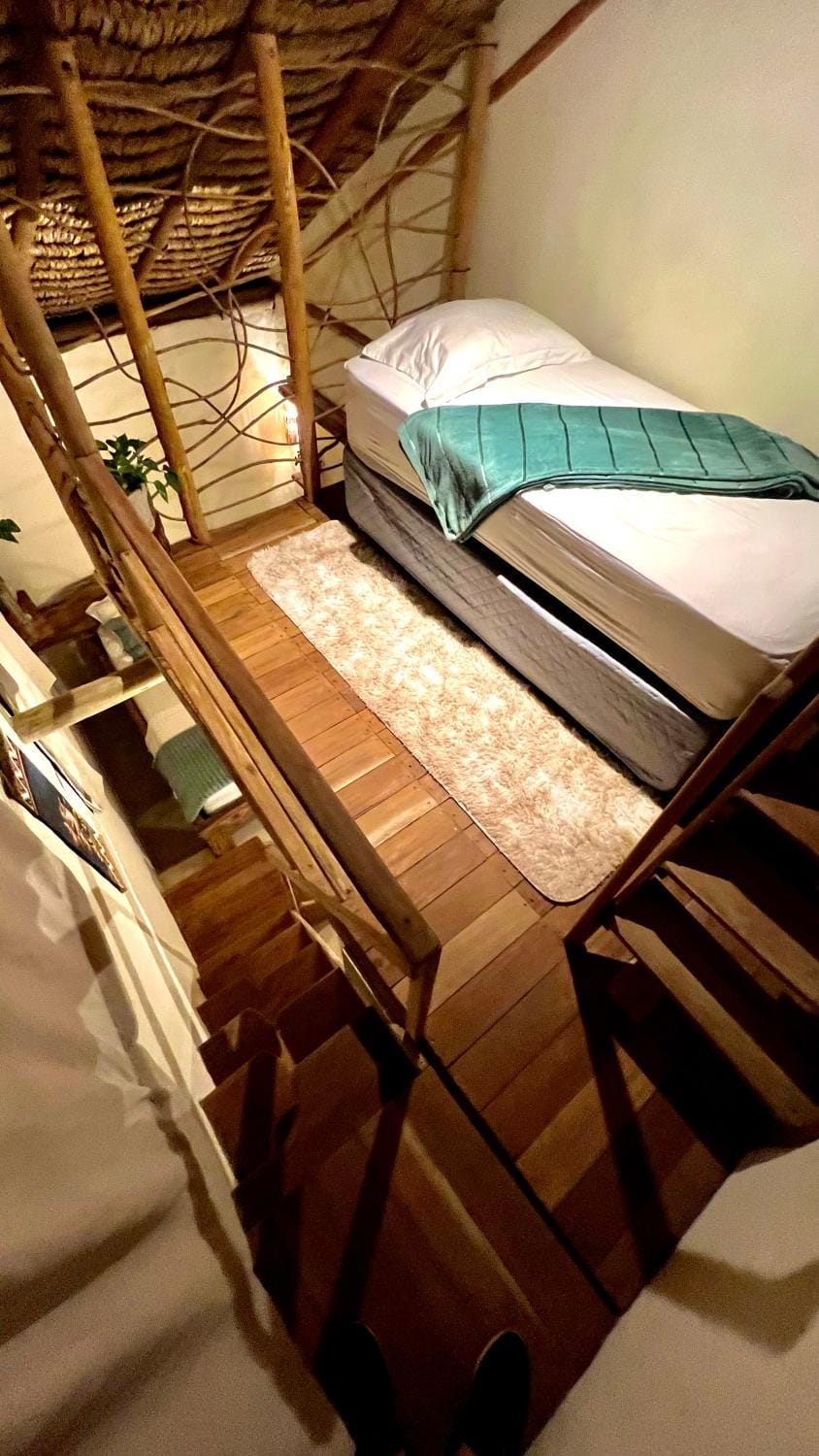 Bed, Photo of the whole room