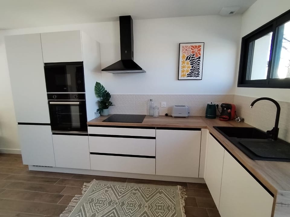 Maison neuve Rochemaure vacances familiales ou déplacements professionnels House in Provence-Alpes-Côte d'Azur