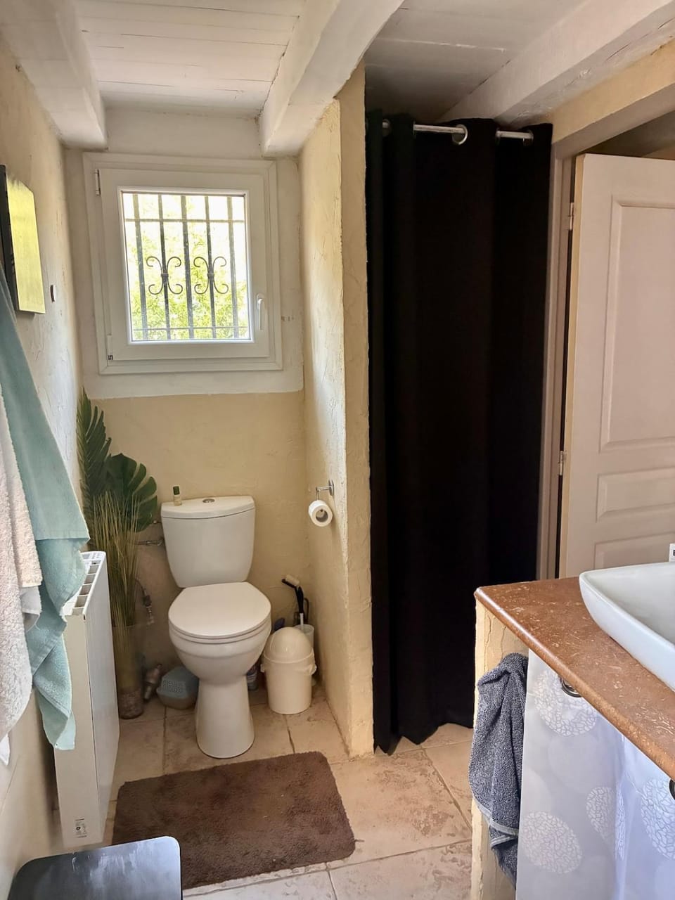 Maison au calme dans la forêt House in Fayence