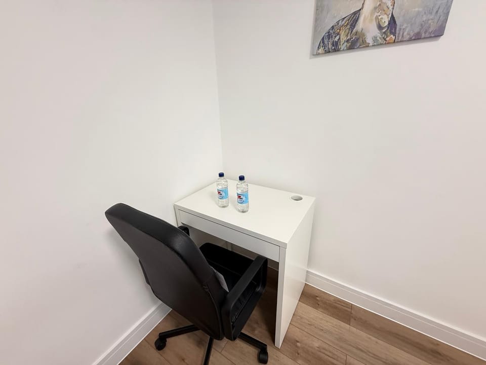 Cosy Brand New 2-Bed, Quiet, Private garden Apartment in Southall