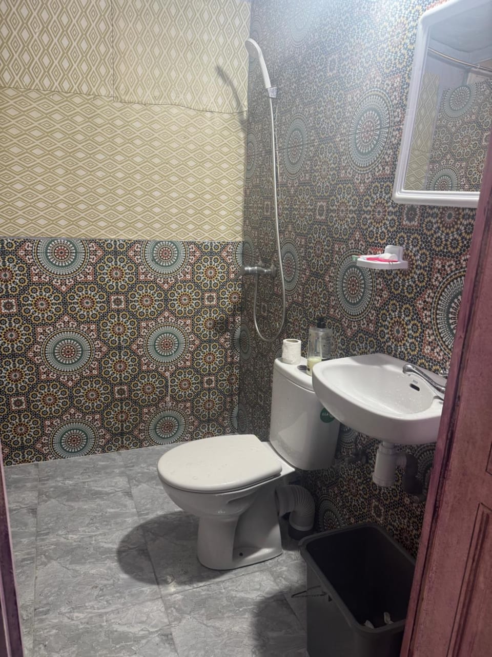 Shower, Toilet, Bathroom