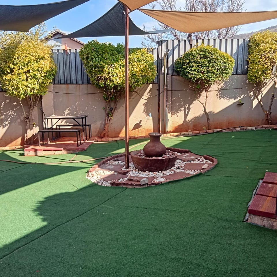 Tawana Guesthouse Bed and Breakfast in Gauteng