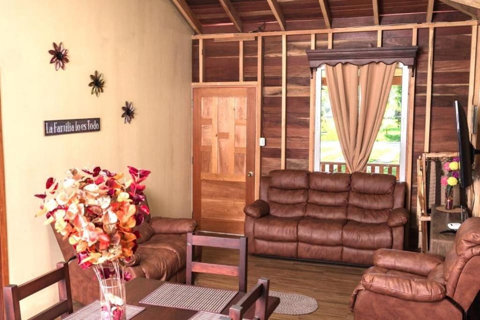 Beautiful Wooden Cabin W AC Cabin in Guatemala