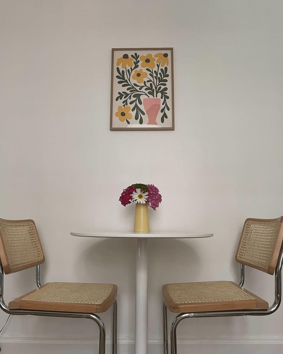 Quiet Garden View 2BR Apt City Center near Fringe Apartment in Edinburgh