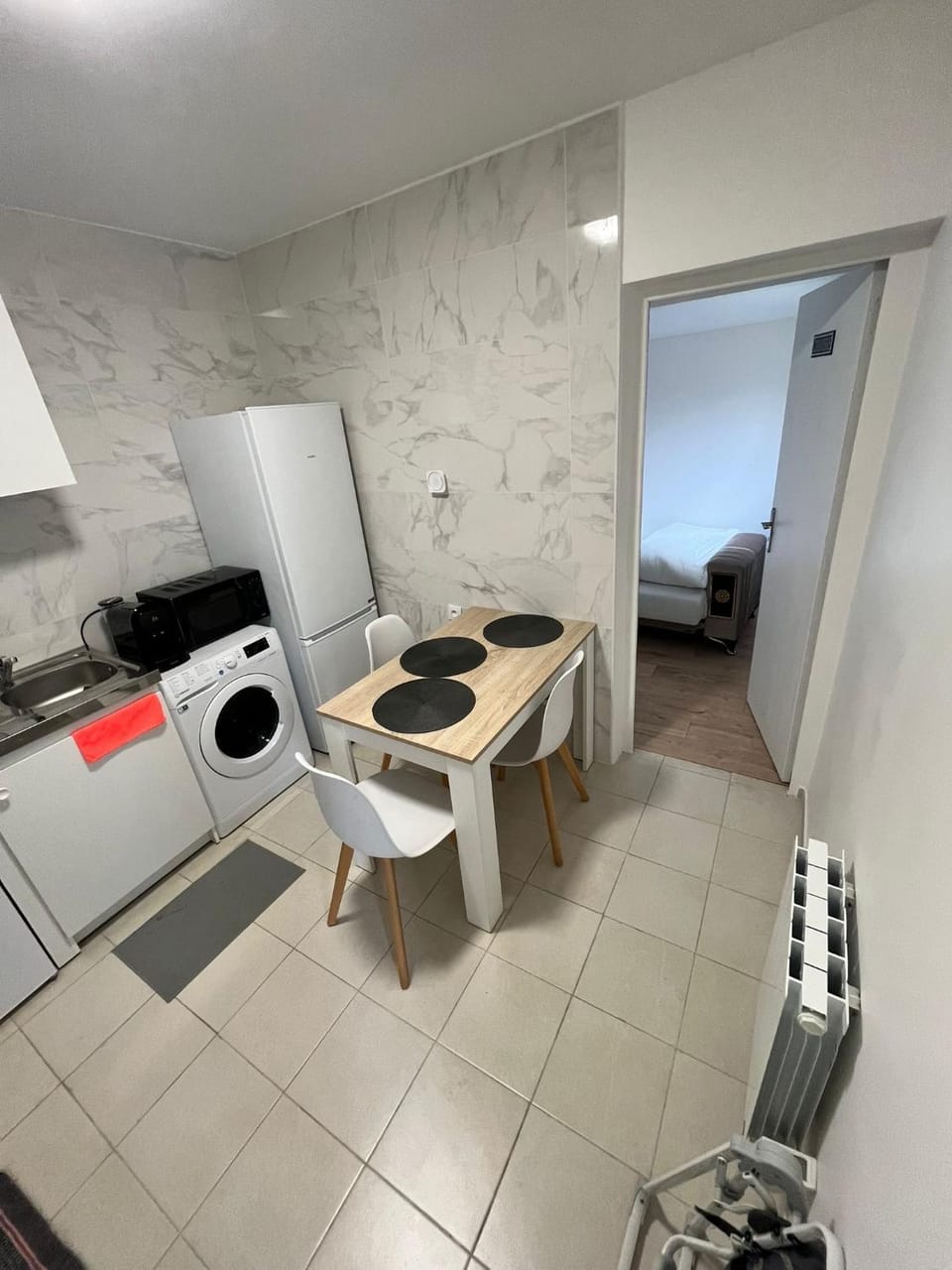 Petite Maison Cosy Orly House in Île-de-France