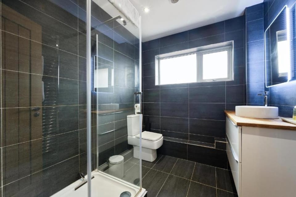 Coastal Garden Retreat House in Poole