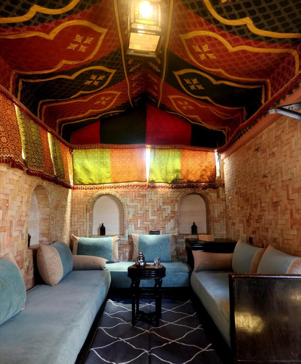 Seating area