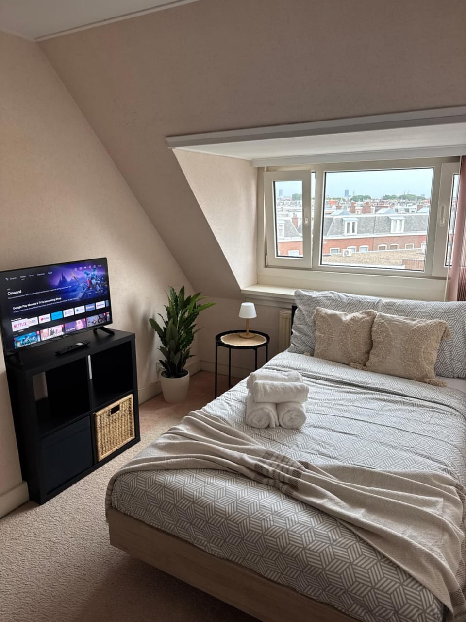 Cosy Rooms by the Beach Bed and Breakfast in The Hague