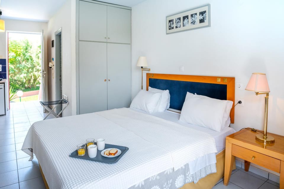 Jonathan Studio Apartments Apartment hotel in Decentralized Administration of the Aegean