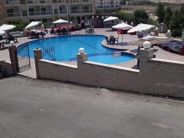 قريه مصر الجديده شاطئ عايدة الكيلو 77 Chalet in Egypt