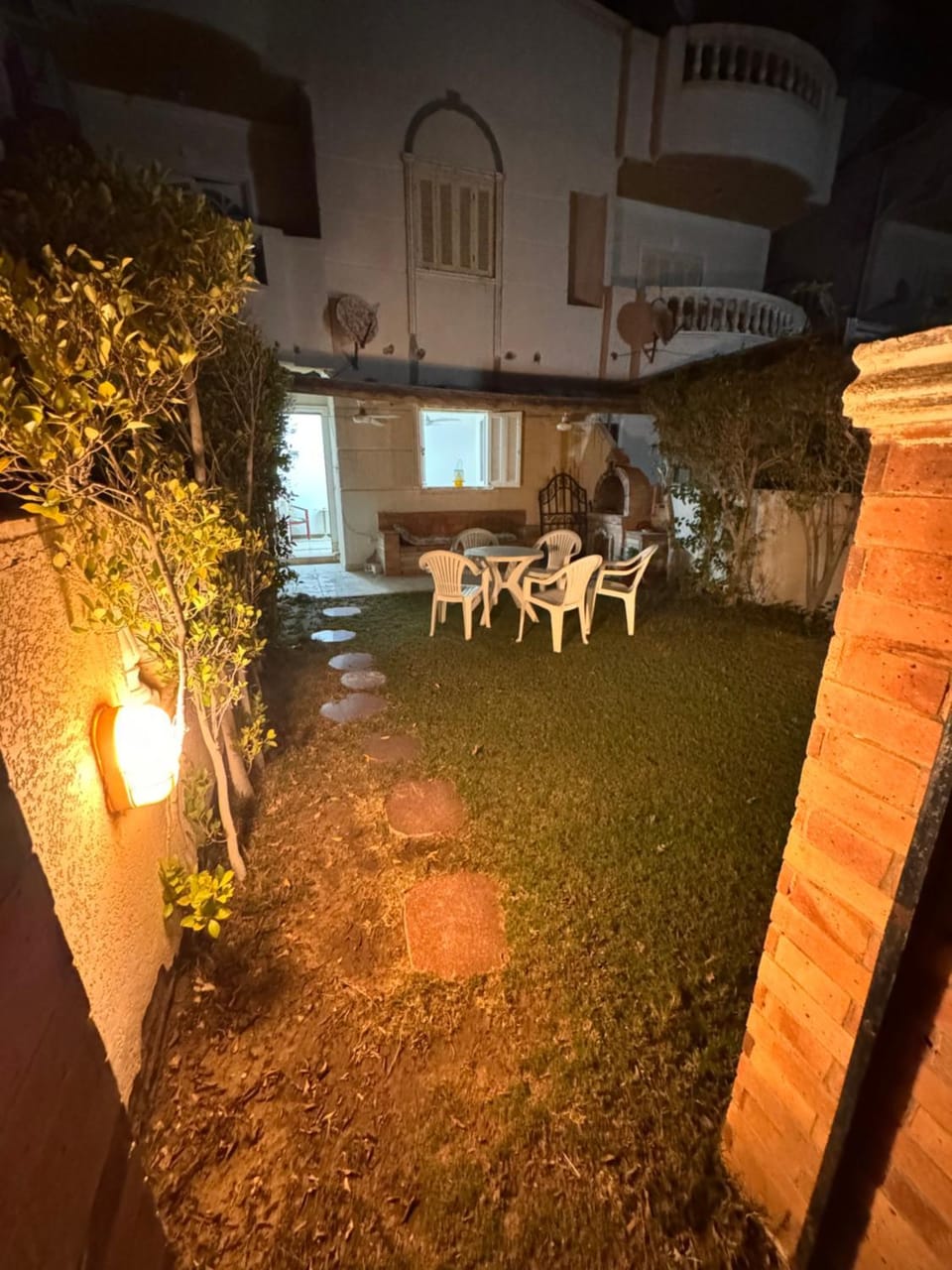 قريه مصر الجديده شاطئ عايدة الكيلو 77 Chalet in Egypt