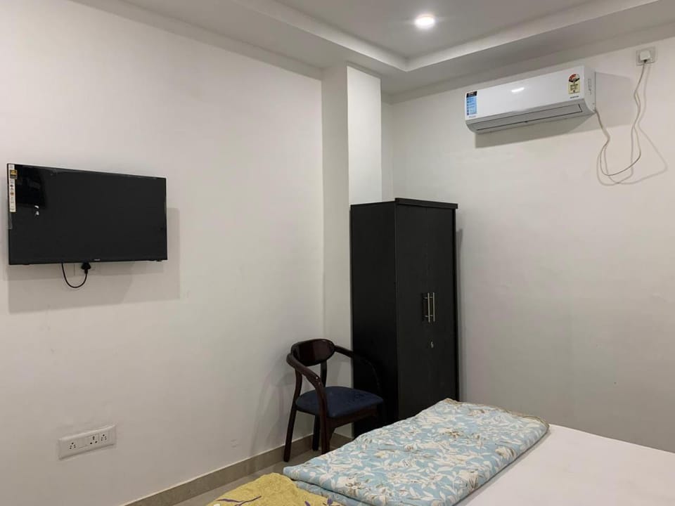 Maa Kushmanda Guest House Bed and Breakfast in Varanasi