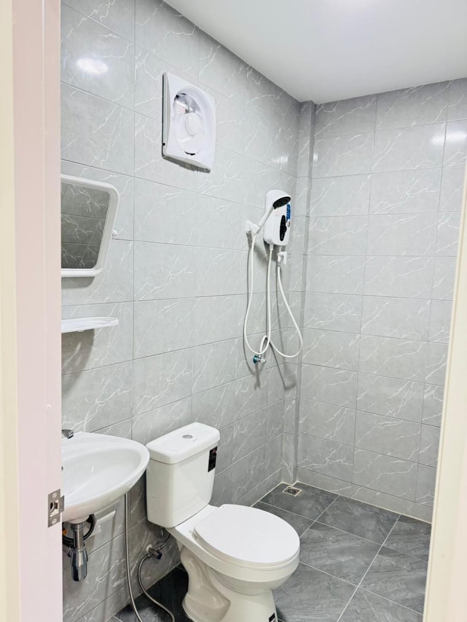 Shower, Bathroom