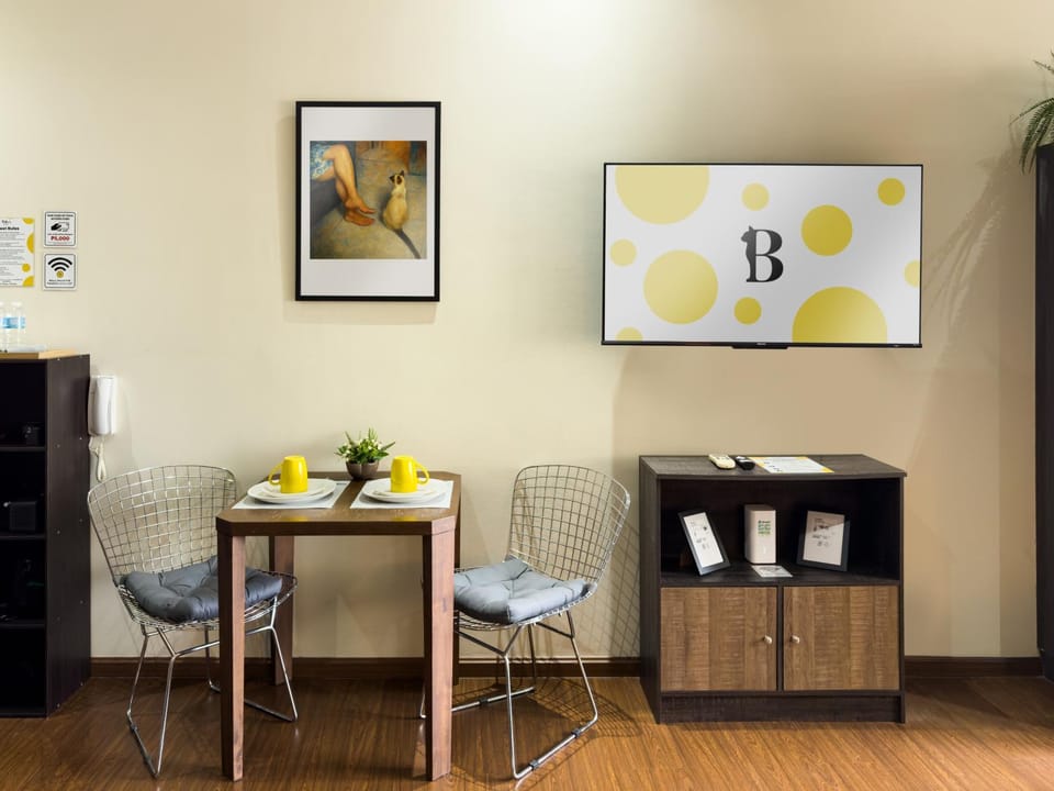 Place in Century Poblacion Apartment hotel in Mandaluyong
