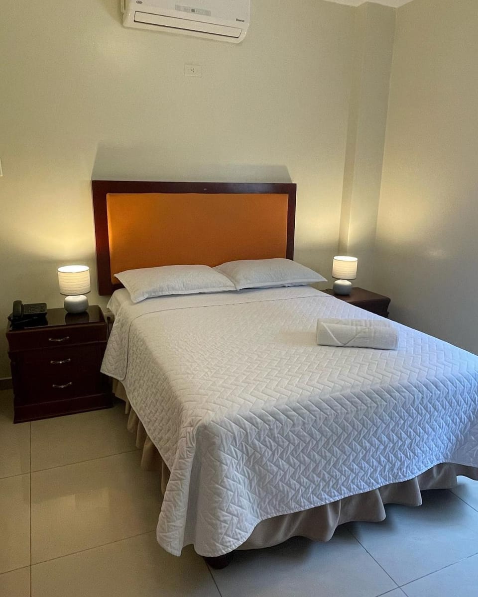 San Francisco Apart Hotel Bed and Breakfast in Guayaquil