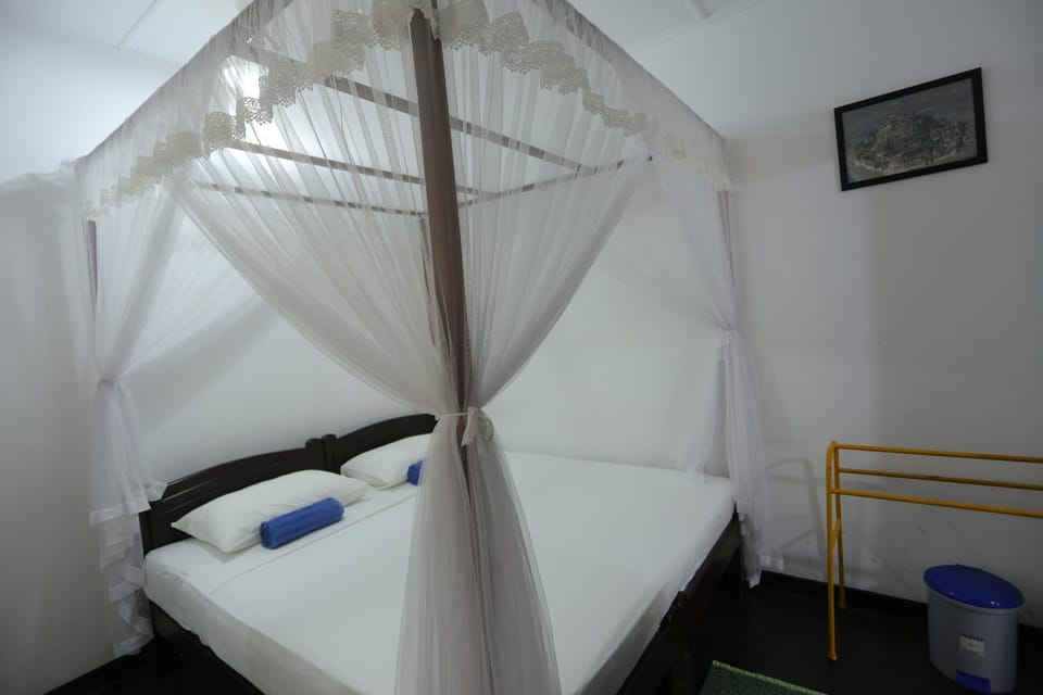 Hot Spring Bath, Bedroom, towels