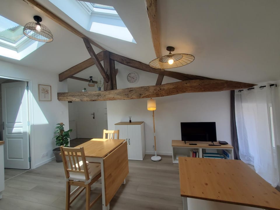 Le Cosy, Calme, parking, centre Gémozac Apartment in Nouvelle-Aquitaine