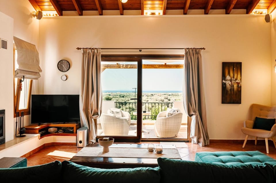 Ostria villa House in Samos, Greece