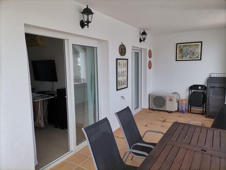 Balcony/Terrace, Dining area