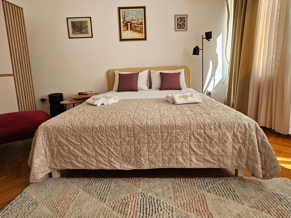Apartments Dragulji Kruševac Central Stay Apartment in Serbia