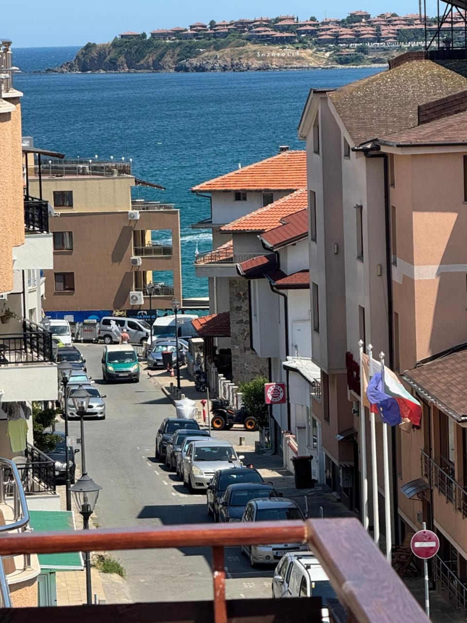 Natural landscape, Sea view, Location
