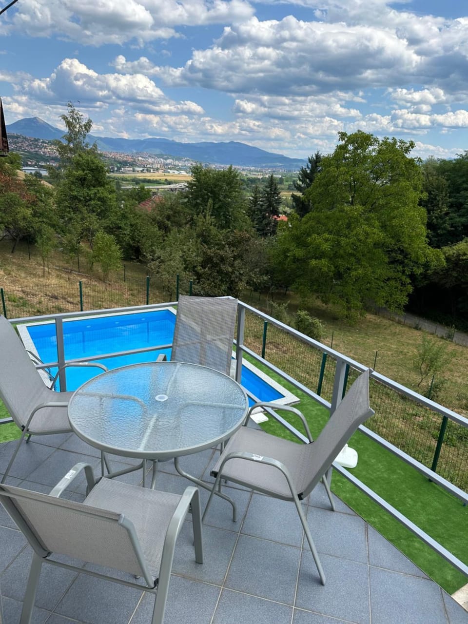 View (from property/room), Balcony/Terrace, Seating area