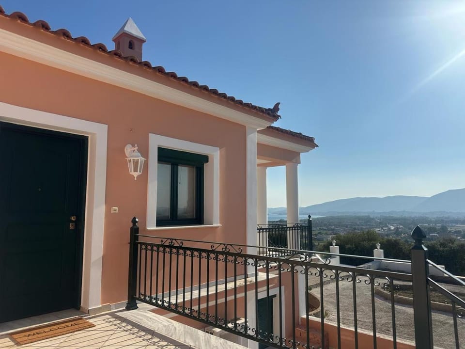Property building, View (from property/room), Balcony/Terrace
