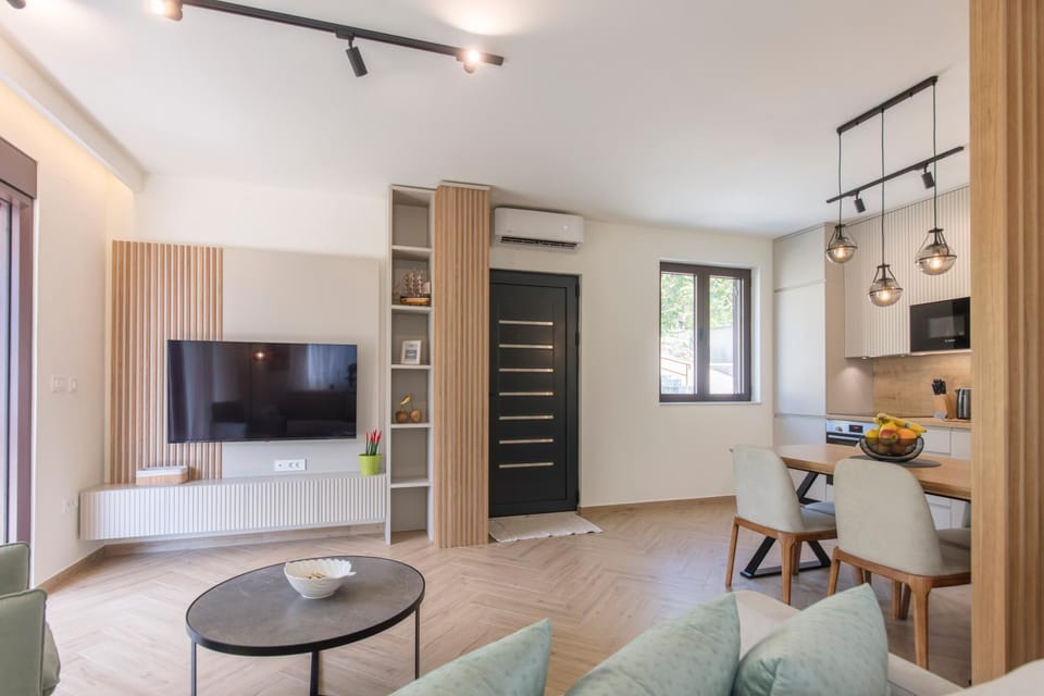 TV and multimedia, Kitchen or kitchenette, Living room, Seating area, Dining area, Evening entertainment, minibar, oven