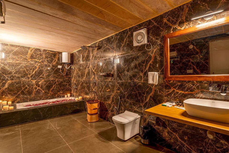 Shower, Toilet, Hot Tub, Bathroom, Bath, hair dryier, towels