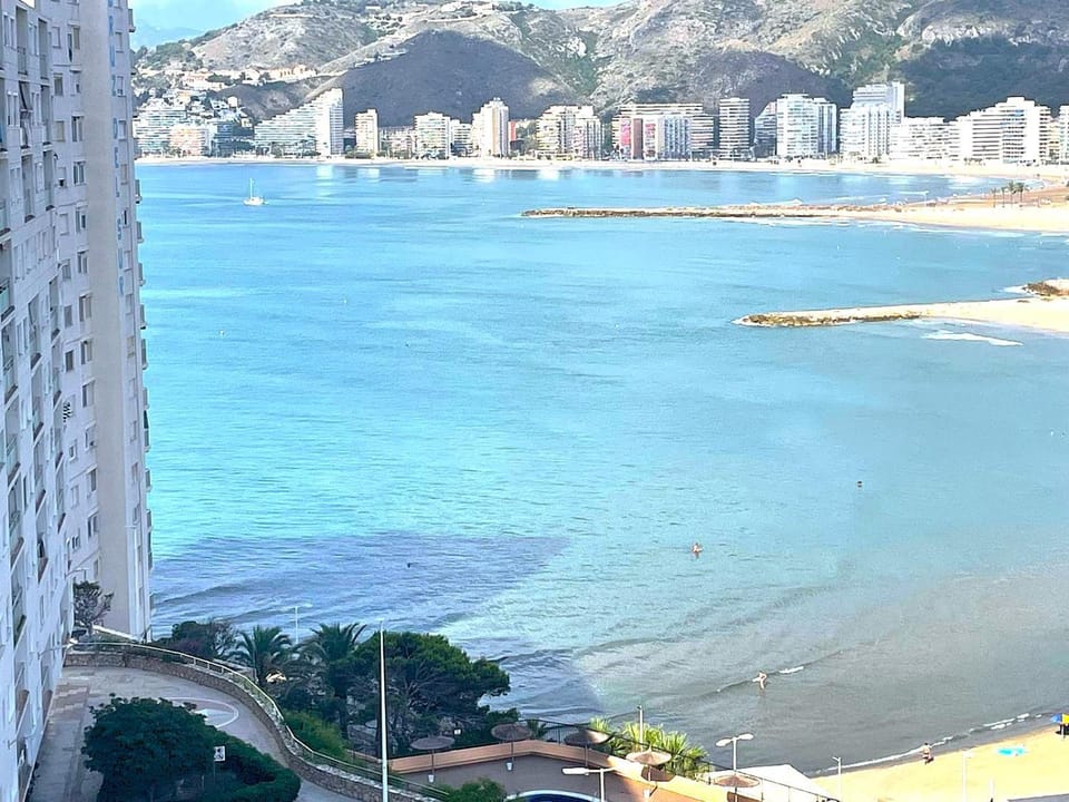 Day, Natural landscape, Beach, City view, Mountain view, Sea view