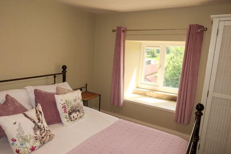 Honeysuckle Cottage Apartment in England