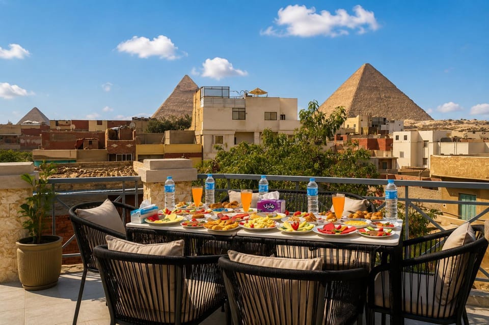 Property building, Patio, Day, View (from property/room), Balcony/Terrace, Food and drinks, Dining area, Food, Breakfast