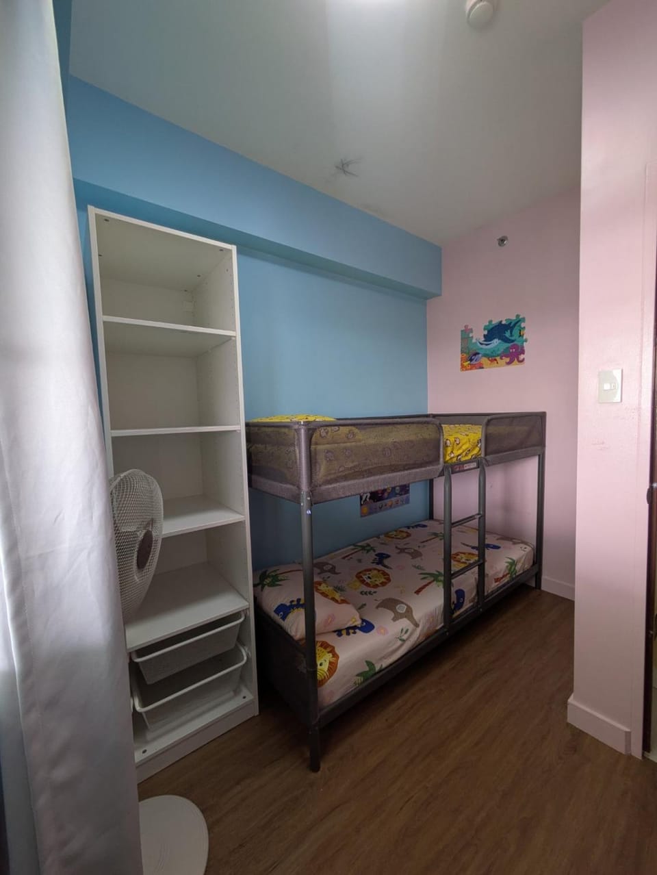 Bed, Photo of the whole room, Bedroom, bunk bed