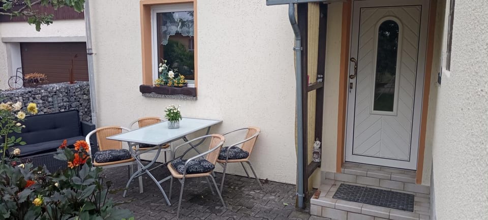 Ferienwohnung Waldblick in Frauenstein Apartment in Saxony