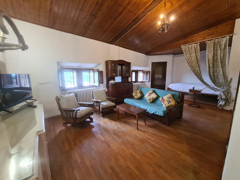 Mansarda Tacconi Sarteano Apartment in Tuscany