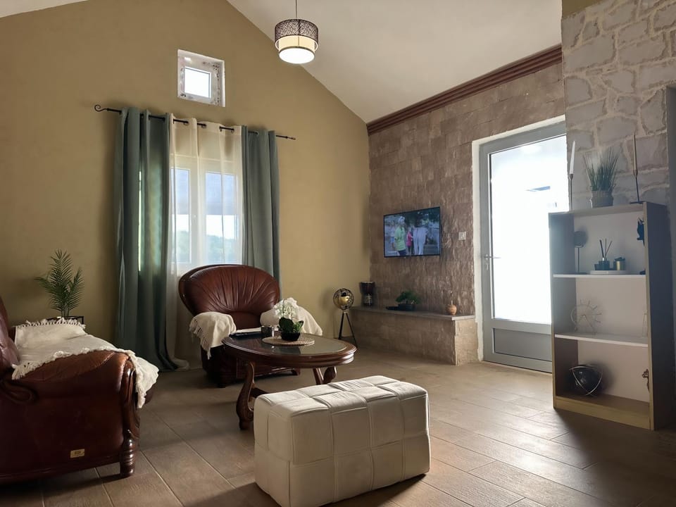 Golden Ray Bigova Villa in Kotor Municipality
