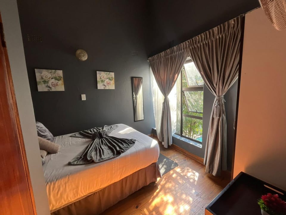 Broadway Whale Guest House Apartment in Margate