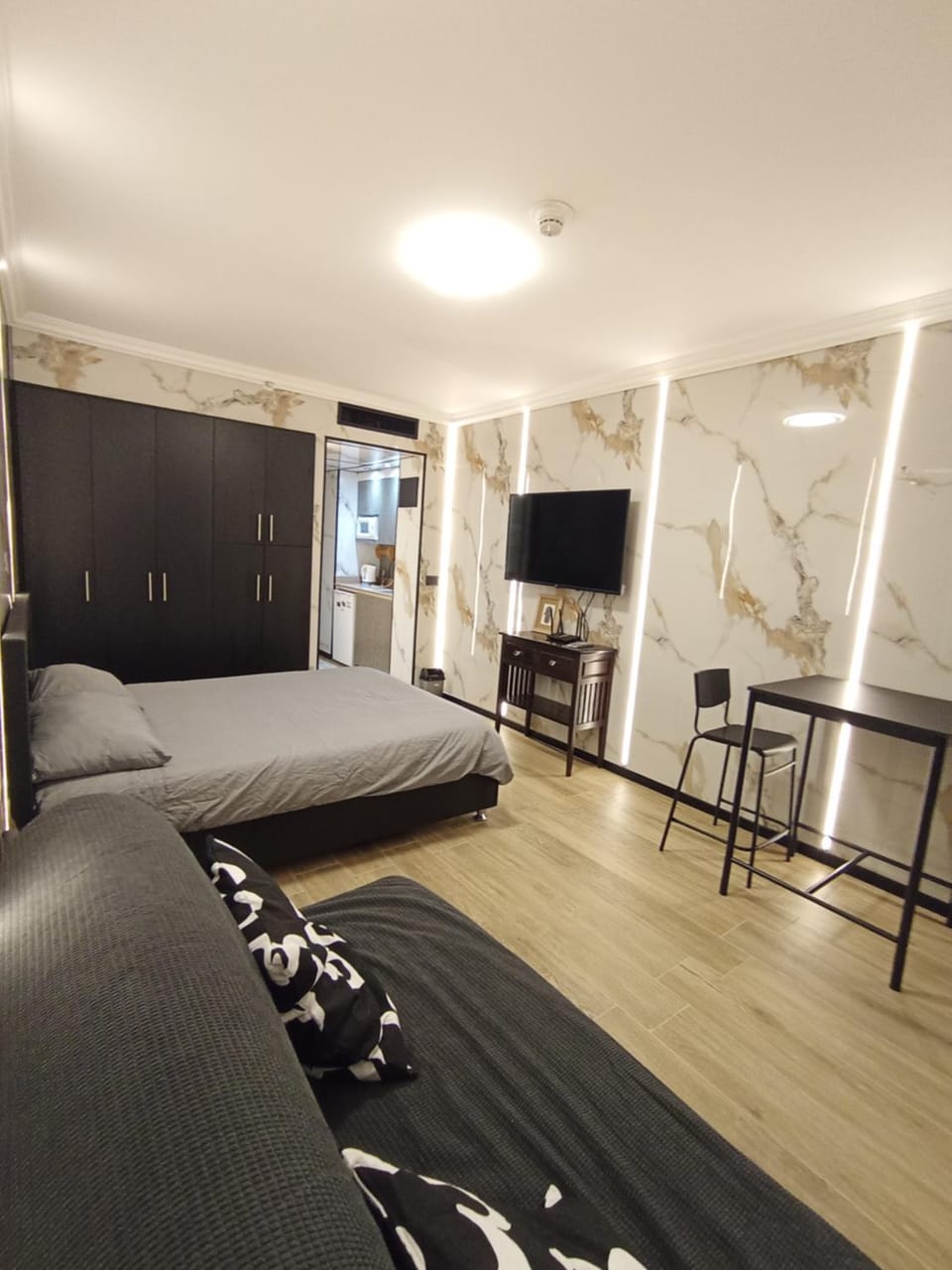 מגדל premium C Apartment hotel in Netanya