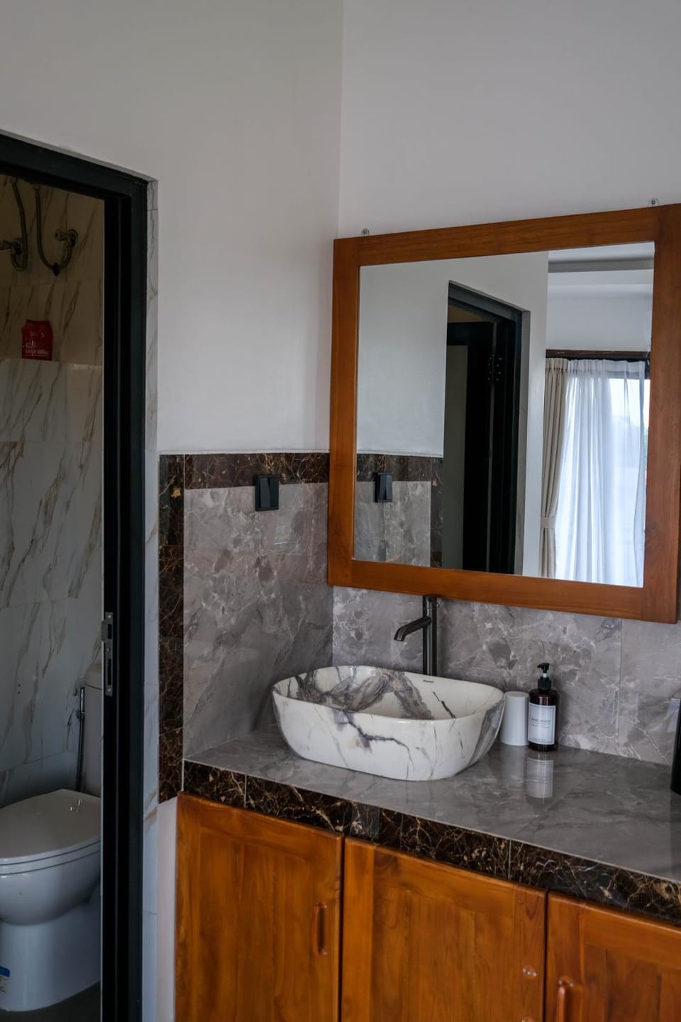 Malaka Home stay Bed and Breakfast in Bali