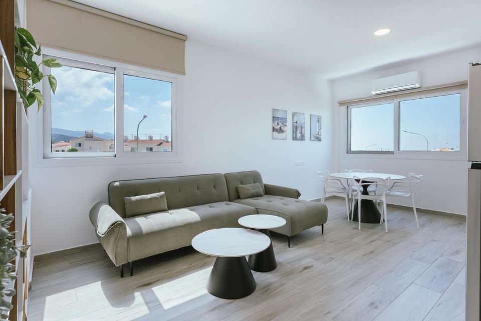 Living room, Location