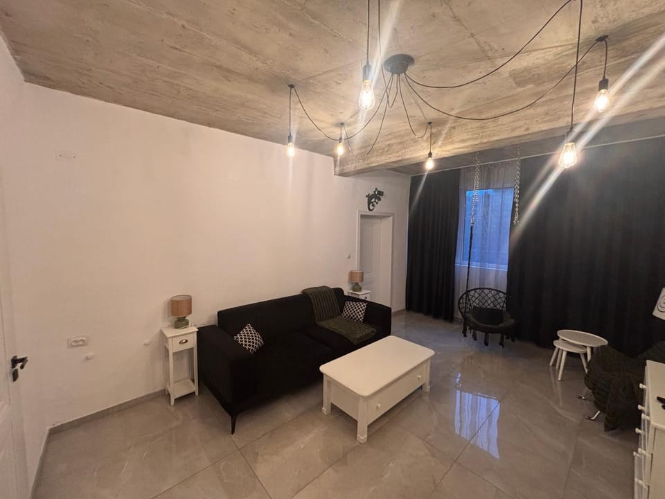 The Cave byT Apartment in Cluj-Napoca