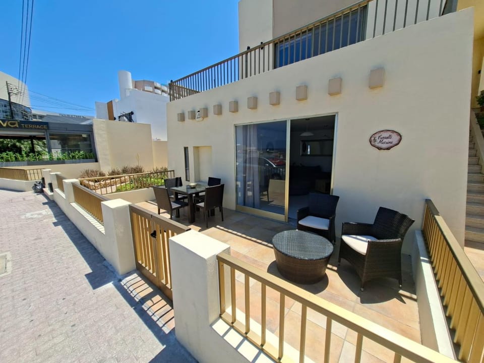 Property building, Patio, Day