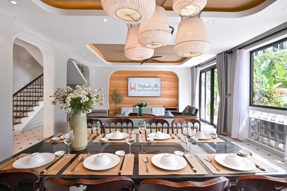 Property building, Living room, Dining area, Diving